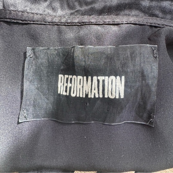 Reformation Silk Smith Top Long Sleeve Shirt V Neck Wrap Blouse in Black - Picture 10 of 12